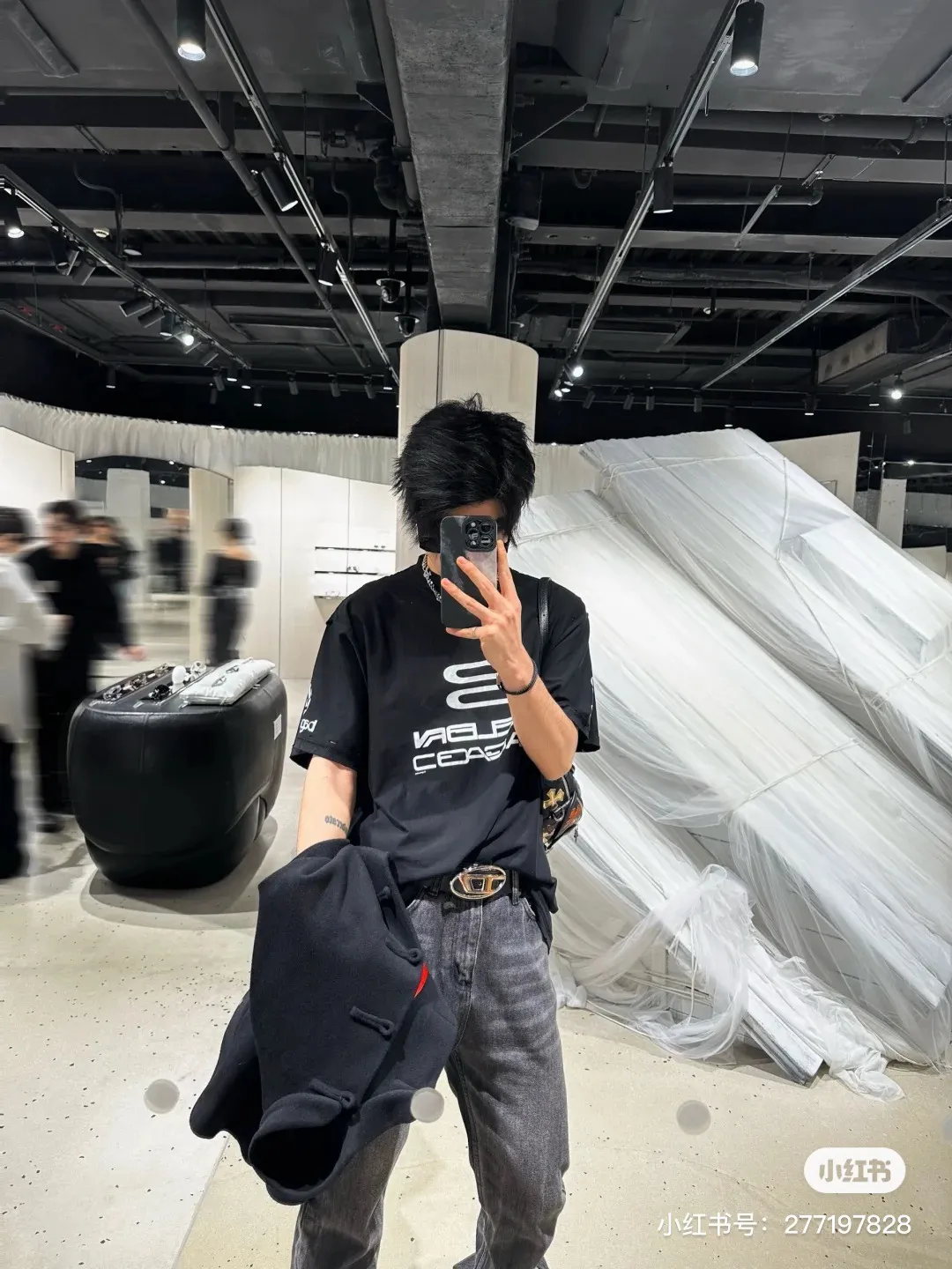 # Balenciaga/ # T Same Style